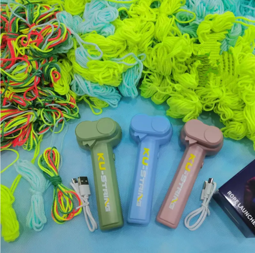 The rope launcher and traction device, with a 3-meter fluorescent rope, can instantly transform into flowing and dazzling colorful light. It is an excellent stress-relieving and fun gadget. The handle makes it easy to store. The soft rope and eco-friendly material ensure safety and won't cause harm. Multiple colors are available. It is suitable for family interaction, ice-breaking at gatherings, and relaxation when alone. You can take it out at any time to unlock happiness.
