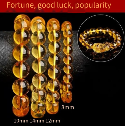 Simulated amber crystal fox pendant bracelet. These honey-colored beads emit a warm golden light, which can improve skin tone and make it look brighter. The three-dimensional fox carving is exquisite and embodies the meaning of attracting wealth and good fortune. Place your order now and you will receive 6 12mm yellow crystal fox amulet bracelets. They are suitable for both daily outings and leisure trips. It is a fashionable accessory that combines beauty with good luck.