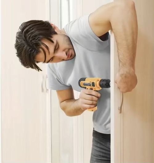 This 110-piece multi-functional radio drill set is equipped with an 8V motor that delivers 12N・m torque. It features an adjustable chuck ranging from 0 to 10mm, suitable for drilling various materials. The set includes all standard drill bits, screwdrivers and sockets. It supports Type-C fast charging and battery level display. The compact and portable design makes it an all-round choice for home repairs and DIY projects.