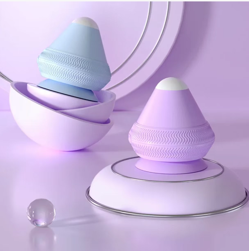 This mini fascial ball is a portable stress-relieving gadget: palm-sized and portable, it offers both heat therapy to warm the muscles and two levels of vibration to relieve stiffness and relieve tension. Made of silicone and PC materials, it is skin-friendly and anti-slip. It charges via Type-C port and can last for 180 days with a 2-hour charge. Office workers and sports enthusiasts can use it anytime to easily release the tension in their bodies.