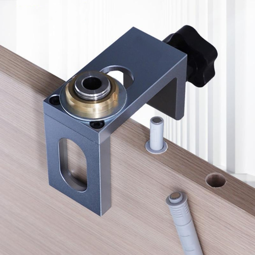 Multi-specification compatibility, precise and efficient hole punching, simple operation, suitable for various types of boards, precise scale, stable clamping, covering 6, 8 and 10, no deviation in hole punching, efficiency maximized, no problem, top-notch hole punching, no worries for carpentry work! Carpenters can go all out with their eyes closed!