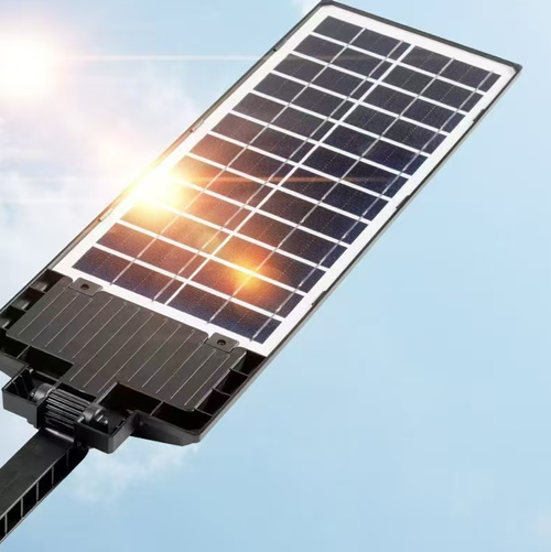 This all-in-one solar street lamp is equipped with high-efficiency polycrystalline solar panels, and it can be fully charged in just 6 hours. It is equipped with intelligent radar human body sensing technology, which makes it brighter when people are present and dims when they leave. This is energy-saving and safe. It supports remote remote control to switch modes. The integrated waterproof structure is durable and sturdy, making it an ideal choice for long-lasting outdoor lighting.