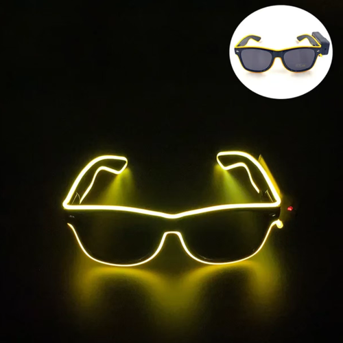 LED Wireless Ray-Ban Light-up Glasses: Classic black frame with neon light effect, available in multiple colors such as purple, blue, yellow, and red. Press the button wirelessly to turn on. Order today and you'll get 3 LED wireless Ray-Ban light-up glasses. They function as sunglasses during the day and instantly become the center of attention at night. Suitable for parties, Halloween, music festivals, adding it to your outfit instantly boosts the atmosphere and comes with a C-level filter.