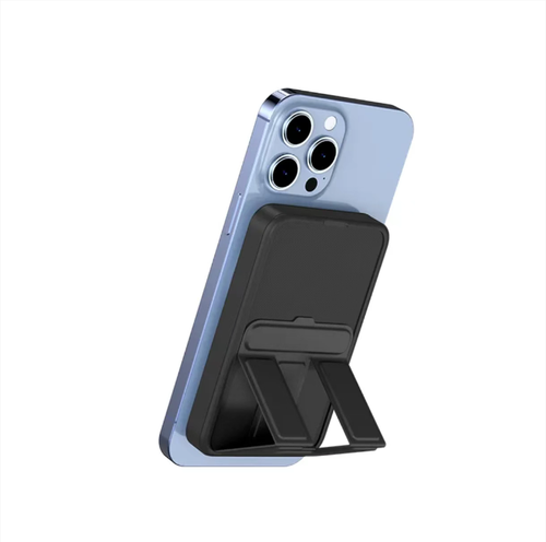 10000mAh magnetic charging pack, powerful circular adhesion for wireless fast charging, equipped with an invisible folding stand, allowing the phone to be used for watching videos during charging. Digital display shows real-time battery level. Multiple charging ports can simultaneously power multiple devices. Lightweight and portable with multiple safety protections. Suitable for commuting, traveling and binge-watching, this one device can serve multiple purposes.