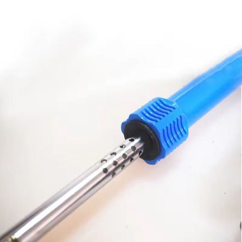 60W electric soldering iron, with a non-slip handle for comfortable holding, the metal tip conducts heat quickly and provides a secure soldering grip. Once plugged in, it heats up instantly and the operation is simple. It is suitable for soldering electronic components and repairing circuit boards, and is a practical tool for beginners in electronics and home repairs. It helps you easily become a skilled soldering expert.