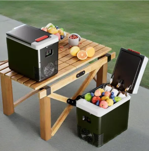 This 10L dual-purpose home and vehicle refrigerator: features dual modes of semiconductor cooling and heating, compatible with 12V 110V, operates at a low noise level of 45dB. It is compact and doesn't take up much space. It is suitable for camping by yourself, commuting, keeping food warm during transportation, and storing items in rental properties. It enables you to enjoy cold drinks and hot food anytime and anywhere, and says goodbye to makeshift solutions.