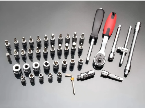 46-piece Set,Ratchet Multi-functional Combination Wrench, featuring 46 tools including various socket sizes and ratchet wrenches, suitable for automotive maintenance, home assembly,disassembly, and outdoor equipment maintenance. The 72-tooth ratchet is also flexible in compact spaces. Made of chrome-vanadium steel, it is durable. The storage box is clearly categorized, making it a must-have tool for professional auto repair and daily maintenance.