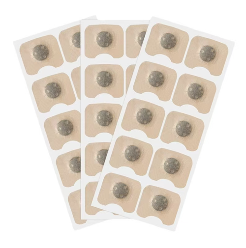 30 pairs, total 60 pieces, Anti-snoring and airway magnetic suction nasal clip. It can expand the nasal passage and stop snoring. It can also clear the nasal cavity to facilitate breathing and relieve the congestion caused by nasal inflammation. It is gentle on the skin, portable and easy to use. It enables you to sleep without snoring all night and breathe freely. Nasal allergy sufferers can also enjoy a good sleep and wake up full of energy in the morning.