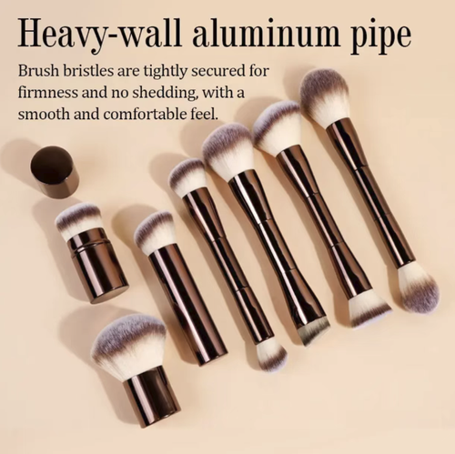 A 20-piece set of coffee-colored aluminum tube makeup brushes, fully equipped to cover foundation, eye makeup, and detailed makeup. The soft bionic hair texture does not cake on the skin or hurt the face. The aluminum tube handle is durable and easy to clean. When paired with makeup sponges, even beginners can easily create a refined makeup look. It is a high-value, cost-effective companion for both daily and professional makeup.