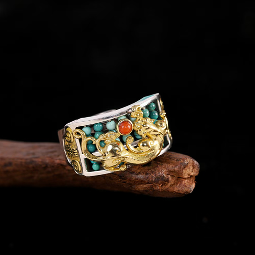 Wealth Pikachu Abacus Ring, good fortune buff is fully accumulated. Carry the Attracting Fortune Abacus with you. If you place an order today, you will receive 2 pieces! Cute Pikachu + Attracting Fortune Abacus pattern, with turquoise and red agate adorning the fortune beads, the antique silver and gold texture is extremely rich, suitable for daily use and gatherings. Shake the abacus on your fingertip, and good luck doubles, bringing you the good luck for making a fortune in the future.