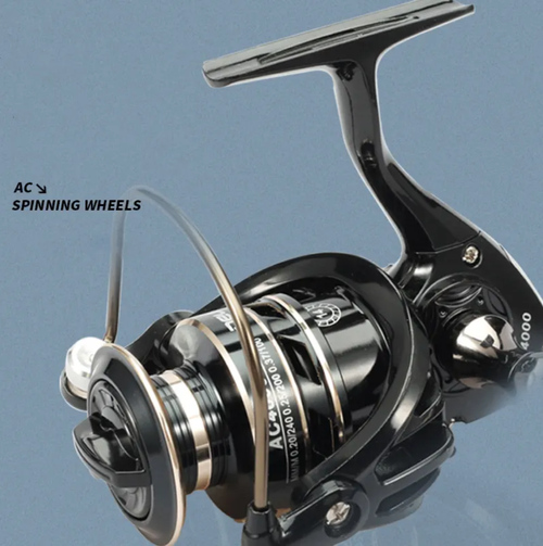 The champion of long-distance casting. The American CC metal line cup combined with the lightweight aluminum alloy line cup enables the casting to be like a flying arrow, allowing you to easily achieve the 100-meter goal. With a transmission ratio of 5.2:1, the line retraction is smooth and efficient. Every cast is precisely accurate, enabling you to seize the initiative in sea fishing and lures fishing and not miss any moment of catching fish.