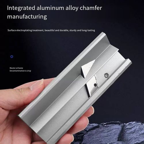 Multi-functional gypsum board angle cutting plane, with an integrated aluminum alloy blade head, integrates 45° chamfering, side trimming functions, and can also handle V-shaped inclined surfaces and planes of jointing boards, as well as inner angle surfaces. The ergonomic design ensures a comfortable grip, making it a versatile tool for cutting, trimming and edge finishing of gypsum boards, ensuring both processing efficiency and accuracy.