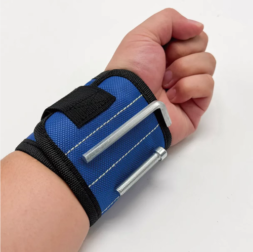 The savior of the repair team! This wristband comes with 15 magnetic attachment positions for screws and bits, easily accessible. It doubles your work efficiency. The durable canvas is scratch-resistant and easy to clean. The Velcro is compatible with various wrist sizes, ensuring a stable fit for both wrists and arms. It can be used in auto repair, carpentry, and DIY projects, preventing parts from falling off and freeing your hands!