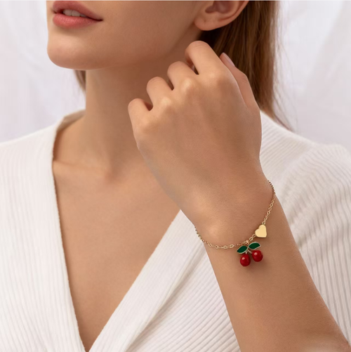 This cherry bracelet is absolutely stunning! The playful cherries paired with the shining hearts make it both exquisite and elegant. Worn on your wrist, it is comfortable and versatile. It holds a positive meaning and is an excellent choice for giving to your loved ones, your best friends, or as a treat for yourself. Don't hesitate to get it!