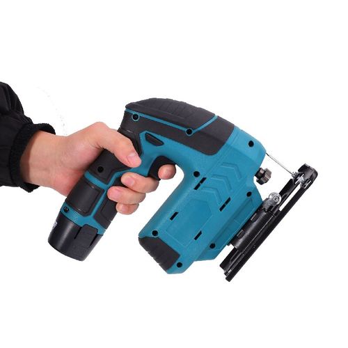 Woodworking lithium battery curve saw, with 12V lithium battery eliminating the constraints of cables, high-power motor + quick change saw blade device, cutting solid wood, density board, etc. is smooth and effortless. The soft leather rubber handle provides a comfortable grip, and single-handed operation is flexible. It enables woodworkers to create DIY and creative works freely, making it the stylist of the woodworking world.