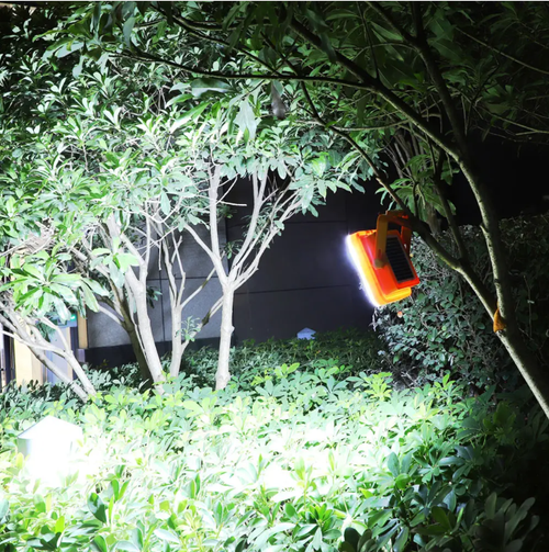 Outdoor Camping Floodlight Portable Solar Spotlight Mobile Emergency Lighting
