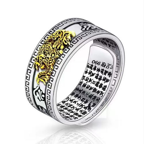 Fortune fortune animal totem ring, 2 pieces per box, if you place an order today, you will receive 5 boxes. Let the fortune bring your hands full of wealth! 4 gold-plated totem rings, with scriptures on the silver base and gemstones and agate inlay, attracting wealth while also showing nobility. You can change the style by wearing it yourself, the gift meaning is sufficient, suitable for various styles, and weld the lucky totem on your fingertips.