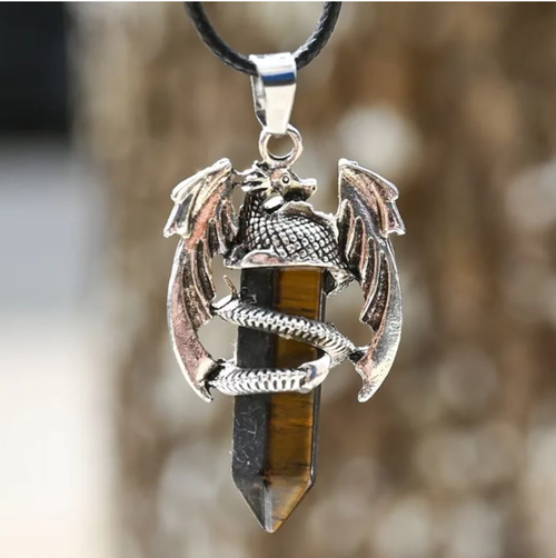 Retro Silver Wing Dragon Wrapped Crystal Pendant: Amethyst is elegant, tiger eye is wild and fierce, and pink crystal is soft and transparent. The texture is delicate and has a medieval filter effect. It is a rare and unique piece that won't clash with other styles. It is a story-telling accessory for the neck. If you place the order today, we will send you a total of 3 types of products: purple quartz, tiger's eye stone, and pink quartz vintage twisted winged dragon-shaped pendant.
