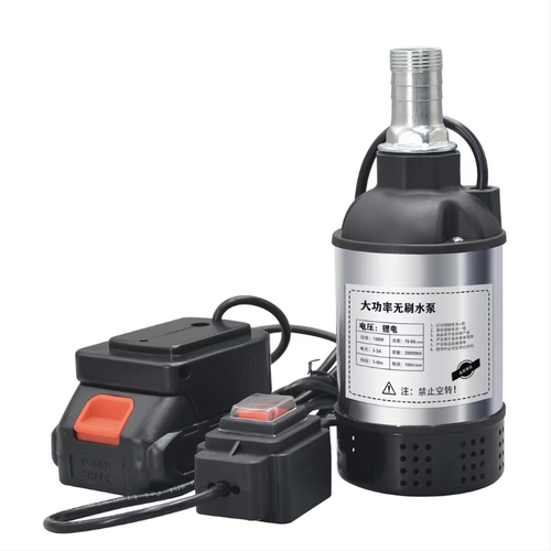 Lithium battery-powered brushless self-suction pump. With a large flow design, it is suitable for both oil and water use. Powered by lithium batteries, it can be used even in outdoor areas without electricity. The brushless motor is durable and low-noise. Combined with a 1-meter water pipe, the installation is convenient. It is a practical tool for fish tank water replacement and outdoor water pumping.