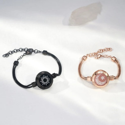 The Sun-Moon Couple intelligent sensor bracelet features a black-gold sun design and a rose-gold star-moon design in pairs. When touched, it triggers a flashing vibration response, conveying thoughts that transcend distances. The textured metal bracelet is versatile and durable, making it a romantic token for distant lovers to interact and for expressing feelings on Valentine's Day. It witnesses every bit of care and commitment in a relationship.