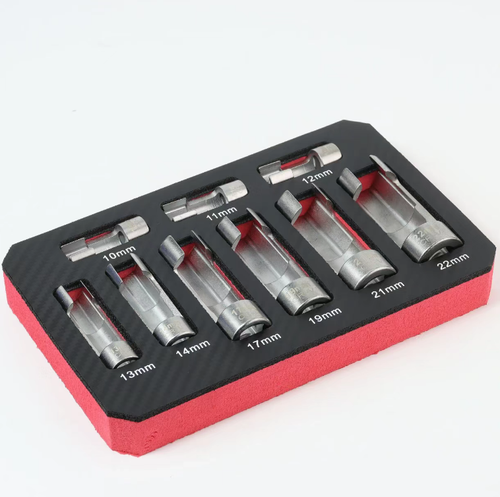 A 9-piece open-ended slot sleeve made of chromium-vanadium steel, featuring multiple size specifications, is suitable for disassembling and assembling oxygen sensors and diesel fuel injectors. The side slot design allows for avoiding the pipeline, and when used with a ratchet wrench, it is suitable for auto repair and maintenance. It is convenient for storage and is suitable for use in repair shops and vehicle maintenance.