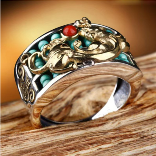 Wealth Pikachu Abacus Ring, good fortune buff is fully accumulated. Carry the Attracting Fortune Abacus with you. If you place an order today, you will receive 2 pieces! Cute Pikachu + Attracting Fortune Abacus pattern, with turquoise and red agate adorning the fortune beads, the antique silver and gold texture is extremely rich, suitable for daily use and gatherings. Shake the abacus on your fingertip, and good luck doubles, bringing you the good luck for making a fortune in the future.