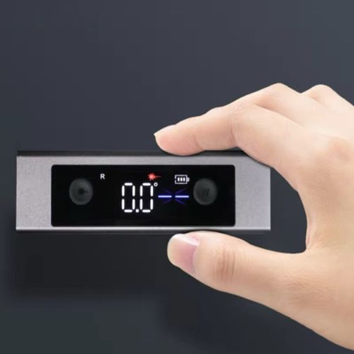 Laser level gauge, with precise projection and intuitive reading on digital display screen, compact and portable, easy to operate. Suitable for scenarios such as decoration leveling, furniture installation, and engineering angle measurement. With millimeter-level accuracy, every construction can be carried out precisely and accurately. It is an efficient tool for space measurement.