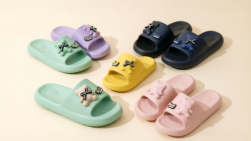 Non‑Slip Cartoon Bear One‑Size Casual Slippers