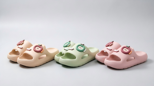 Non‑Slip Cartoon Apple One‑Size Home Slippers