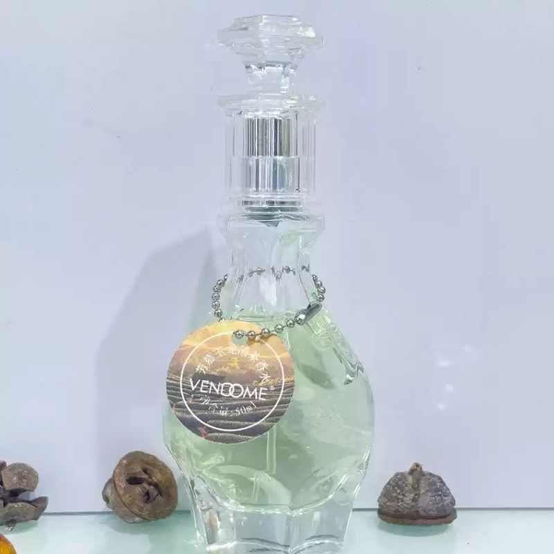 芳慕忘情之夜香水女士持久留淡濃香清新小眾品牌學生正品衣服噴霧