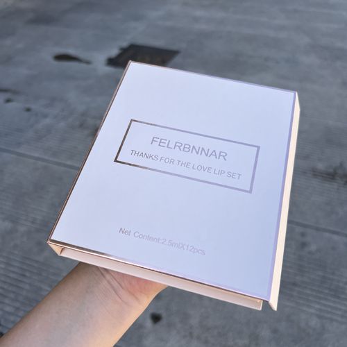 Kit de Gloss Labial 12 Unidades com Brilho Perolado Fino, Batom Longa Duração, À Prova d'Água, Não Pegajoso e Mate