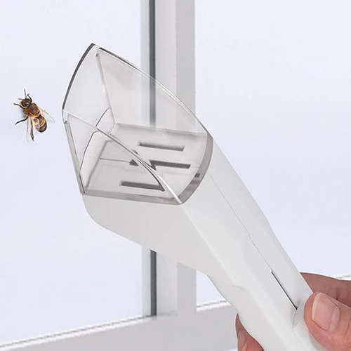 Handheld insect traps