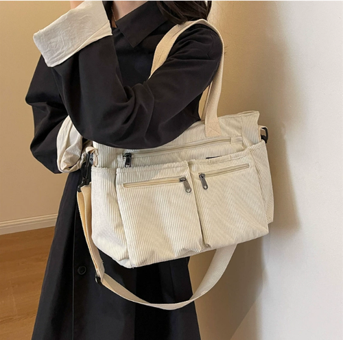 2025 New ultra-light casual large capacity retro shoulder bag