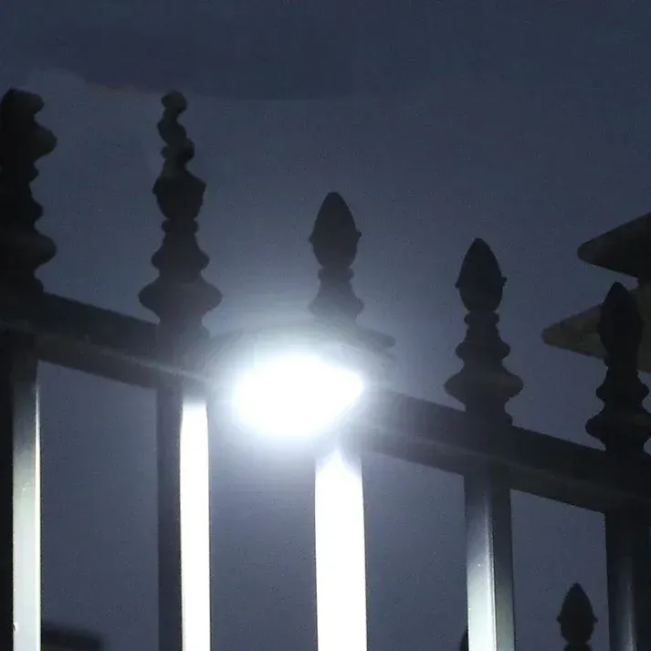 🌿 Solar clip light with motion sensor 🔥