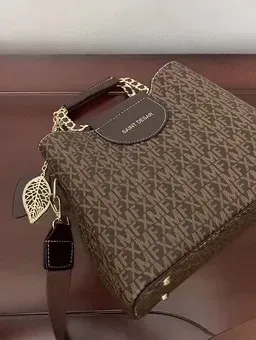✨🎁Luxury and stylish printed women's handbags and crossbody bags—stylish, modern, and effortlessly chic.