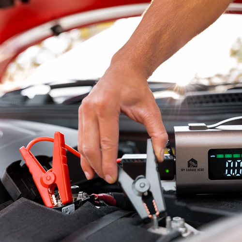 All-in-one high-capacity emergency jump starter