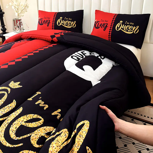 3PCS Super soft and breathable black and gray two-tone crown letter quilt set (1 quilt +2 pillowcases without pillow core)