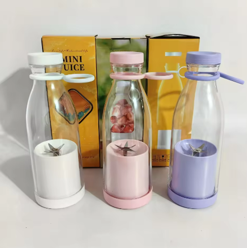 Mini Juicer Cup, Portable and Multifunctional Juice Cup for Home and Travel