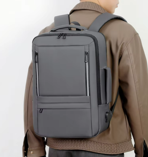 This new laptop backpack is a multi-functional, waterproof, high-quality, large-capacity bag suitable for everyday casual use.