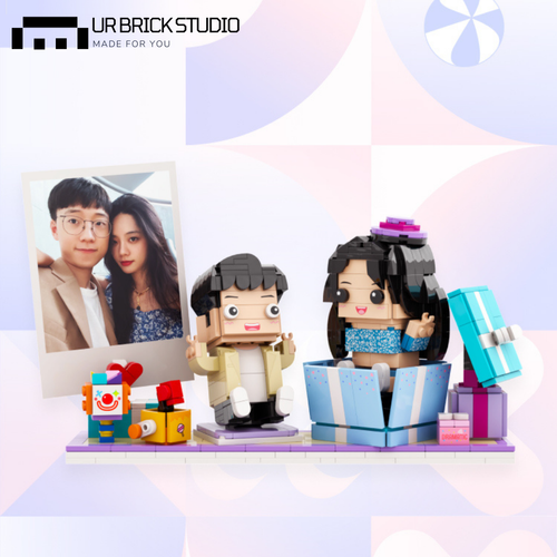 Customised Couple Brick Figures - Surprise Box Edition