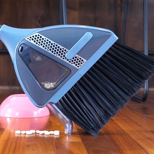 Perfect for people who don't want . to bend overTwo-in-one vacuum broom vacuum cleaner broom lazy broom sewing track broom