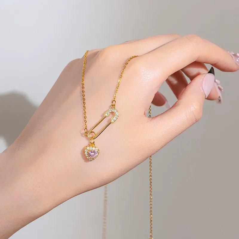 Necklace does not fade, women's brooch heart necklace, versatile, high-end, non-fading, niche necklace.Gift box packaging