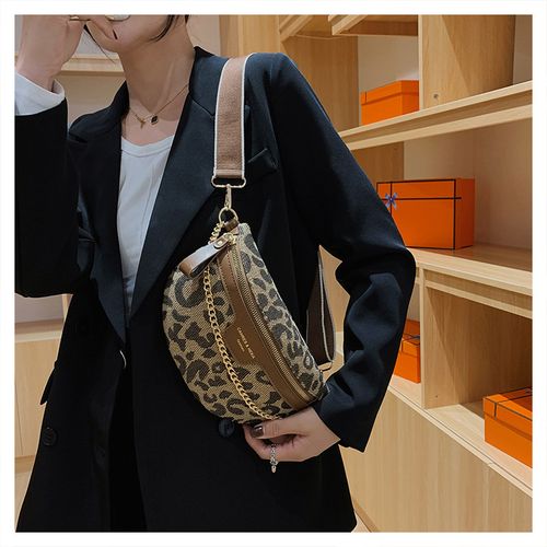 Leopard print chest bag shoulder bag, vintage style with a high-quality feel.