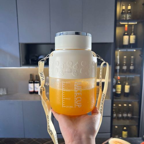 This rechargeable blender fits in your bag and whips up drinks fast. Great for work, gym, or the car—just charge and blend!