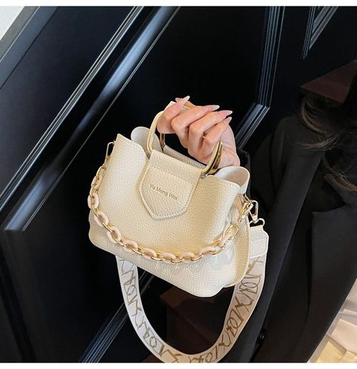 2025 New Stylish Women's Bag! Bucket Bag Style + Chic Chain Design, 3-Way Carry (Shoulder + Handheld + Crossbody), Elegant & Unique for Daily Matching