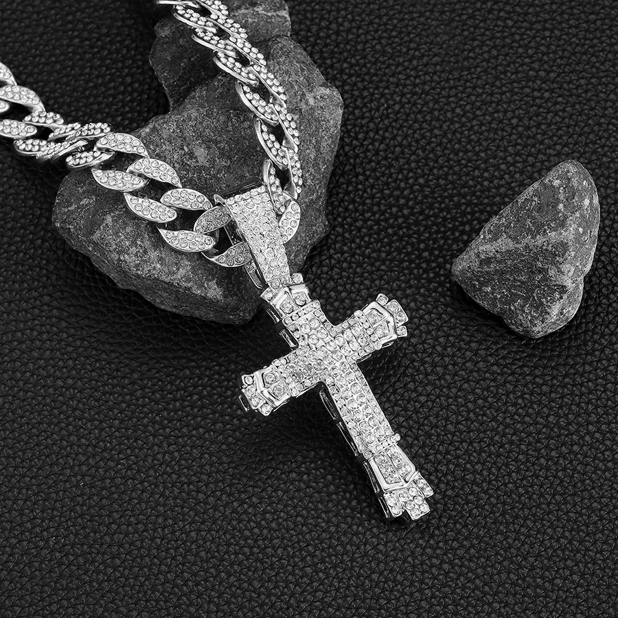 Hip-hop style cross pendant necklace, personalized and creative design, fully encrusted with rhinestones, made of zinc alloy.