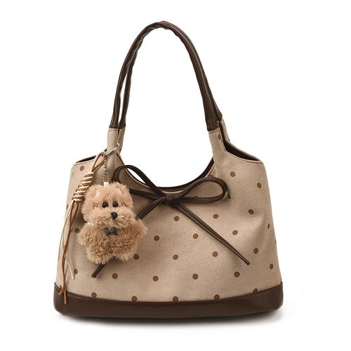 Polka dot large capacity tote bag, comes with a teddy bear keychain.