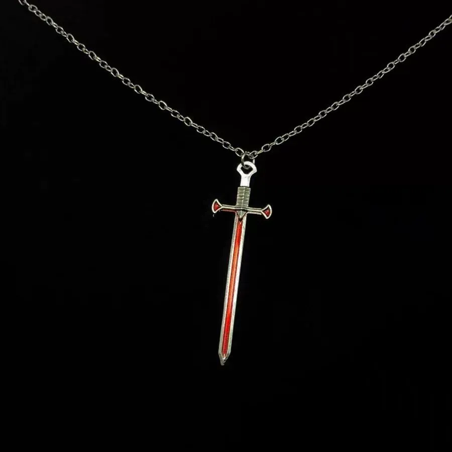 New Sword Heart Couple Necklace - A Pair of Personalized Liquid Heart-Shaped Peach Heart Pendants for Clavicle Chains