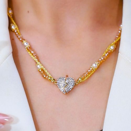 Trendy Magnetic Heart Pearl Necklace for Women - Unique Minimalist Clavicle Chain, French Elegant Choker, Dainty Adjustable Gift for Her