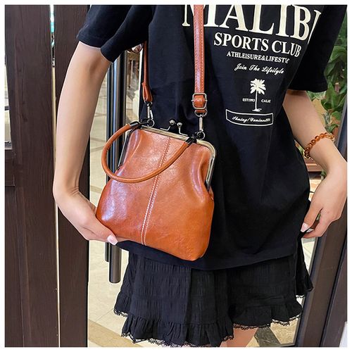 Women's handbag, versatile and stylish, with a clasp closure, suitable for commuting, a simple British-style shoulder bag.